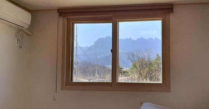 Gilson Guesthouse Sokcho Dış mekan fotoğraf